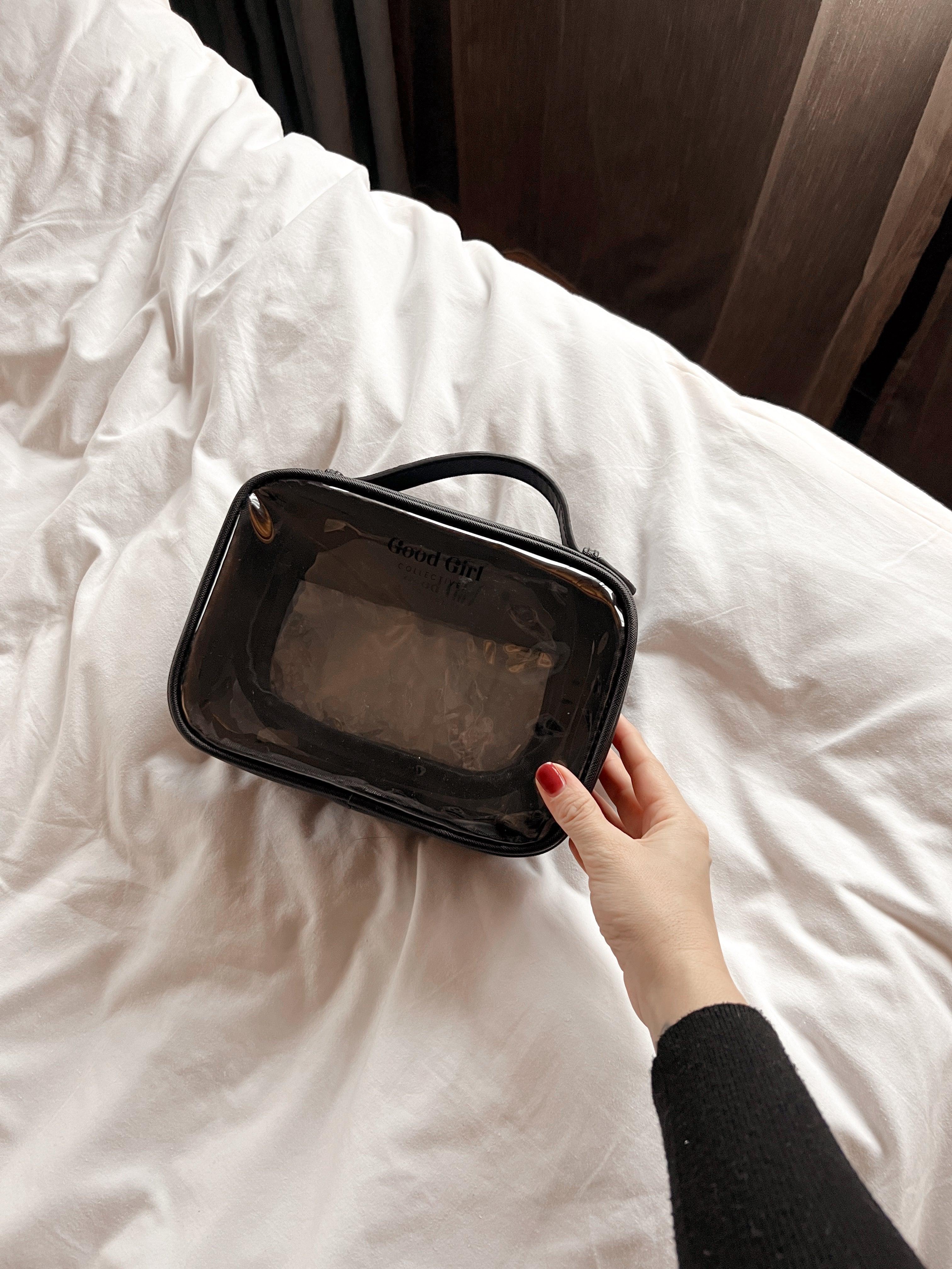 Good Girl Makeup Bag - Svart - Good Girl Collective